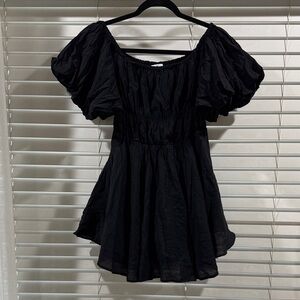 Petal & Pup Black Ruffled Waist Top
